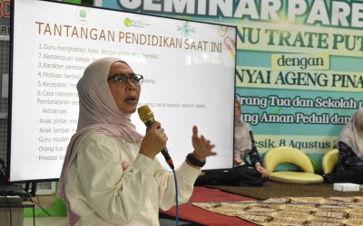 MINU Trate Putri Gandeng RSI Nyai Ageng Pinatih Gelar Seminar Parenting, Dorong Kolaborasi Cegah Bullying
